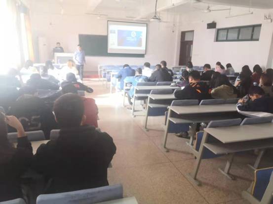 c40309e8114d051b18fee14877646f1